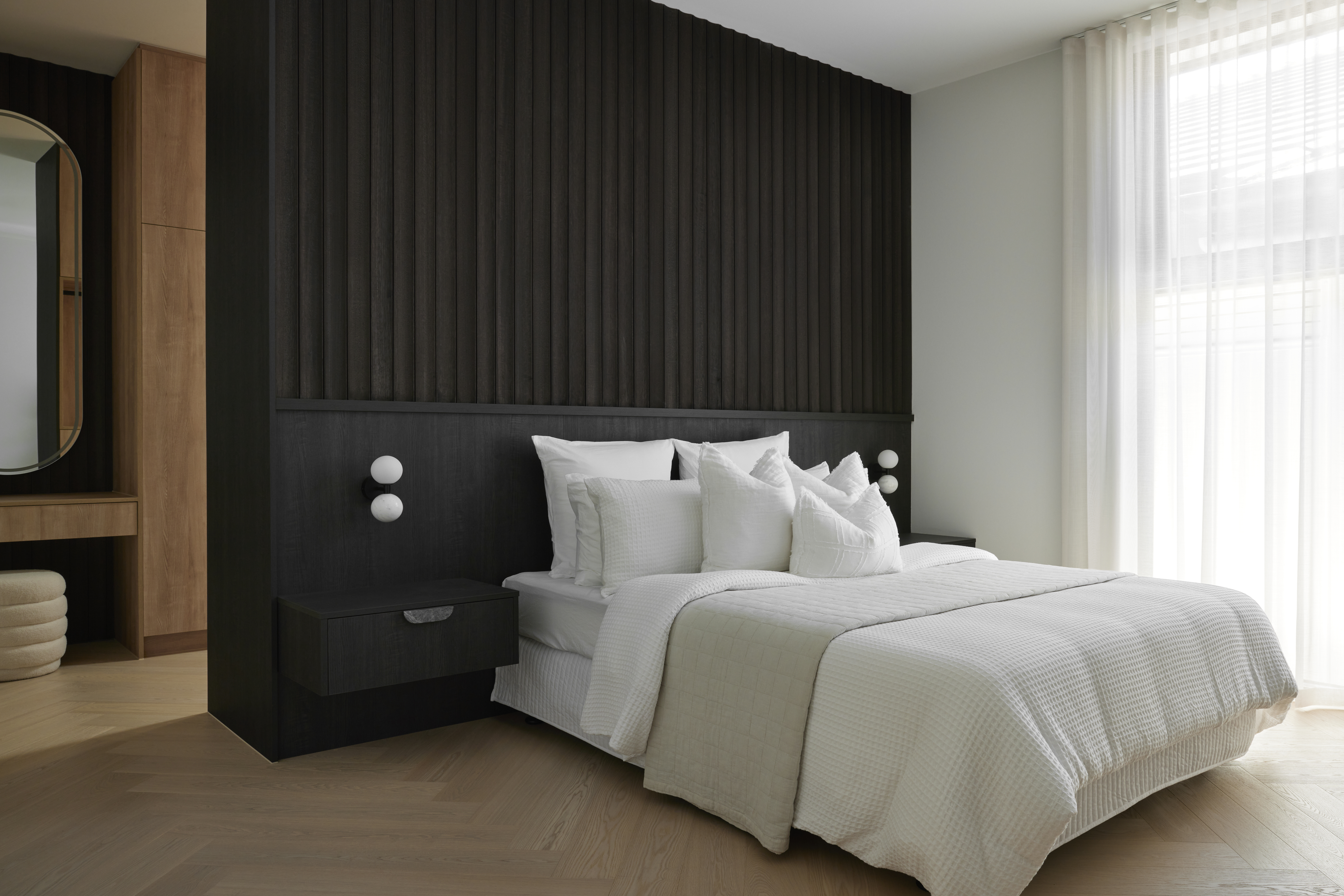 Gloss & Grain